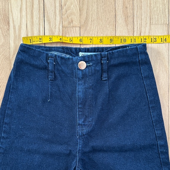 5 for $25 // Zara wide leg high waist cropped dark blue jeans size 2 - Picture 4 of 13